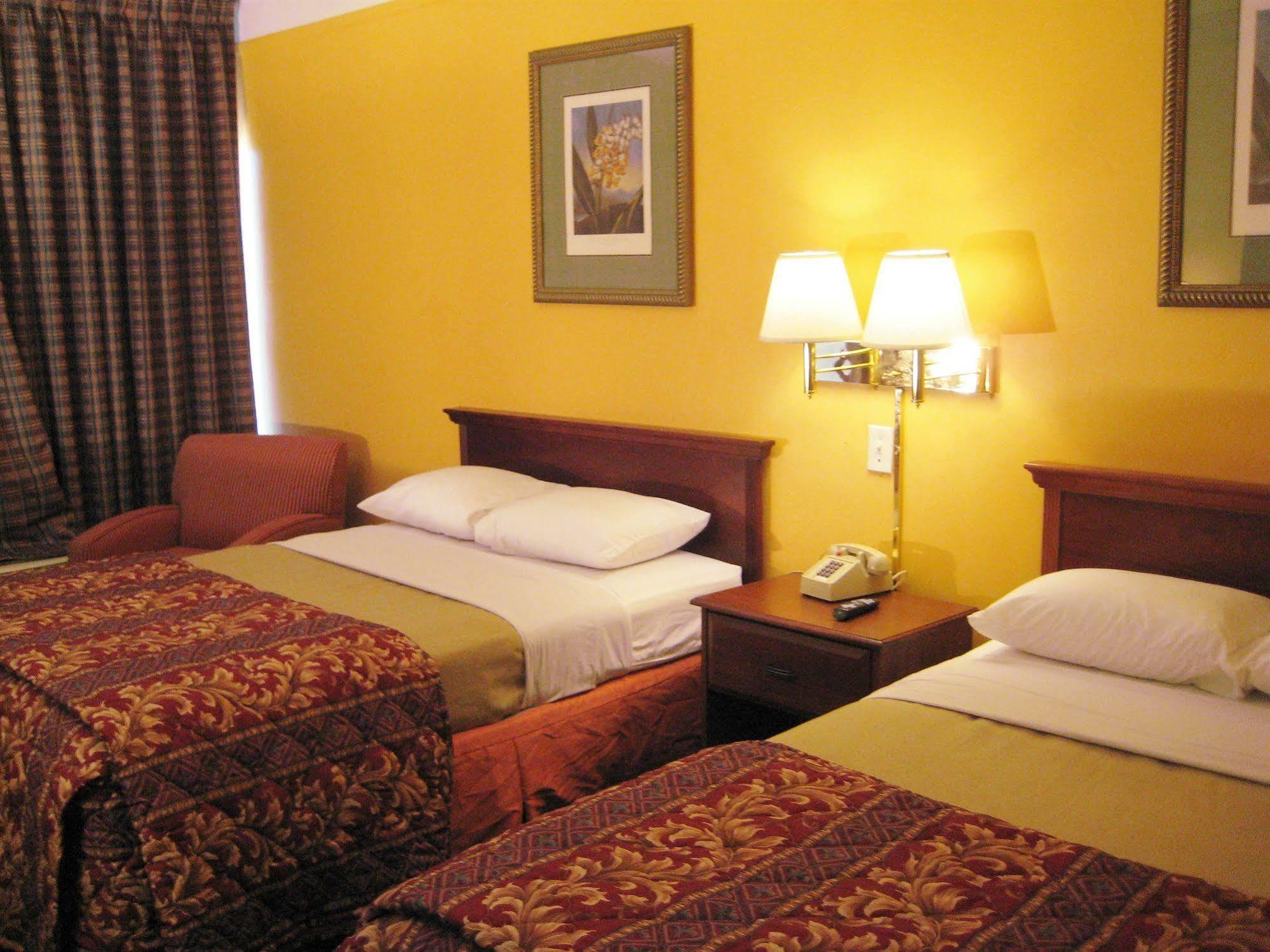 Charlotte Express Inn מראה חיצוני תמונה